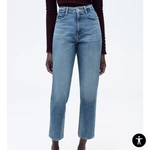 Z1975 HIGH RISE SLIM MOM LEG JEANS